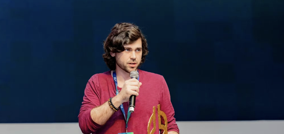 Yellow Card Honoured as
Disruptor of the Year at the 2023 Africa Financial
Industry Summit